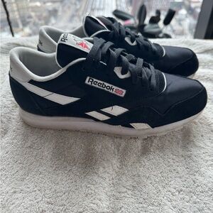 Reebok Men's Classic Black and White Sneakers